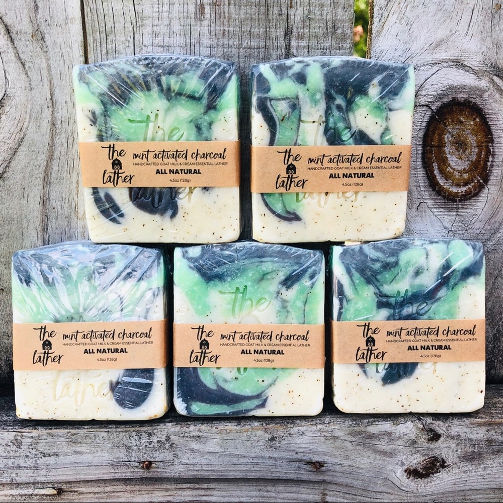 πΏMint Activated Charcoal Goat Milk & Cream Lather - Picture 5 of 5